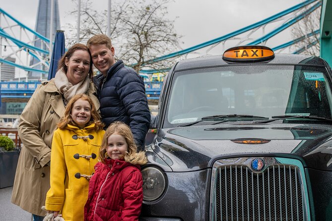 Discover London in a Panoramic Black Cab - Pickup From Buckingham Palace, Then Straight Into the Highlights