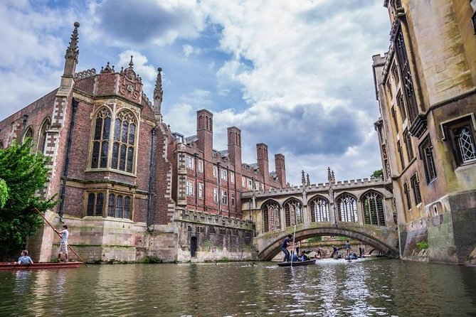 Discover Oxford and Cambridge with Guide from London by Coach - What the Tour Price Really Buys You