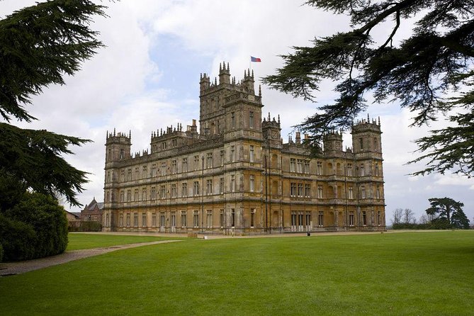 Downton Abbey and Highclere Castle Tour from London - Quick Take: What You’ll Notice Fast