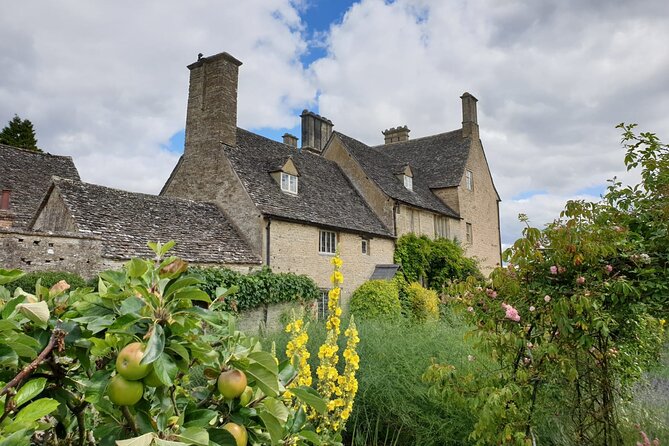 Downton Abbey Day In The Cotswolds Tour - The Swan Inn Lunch Stop, and How to Budget It