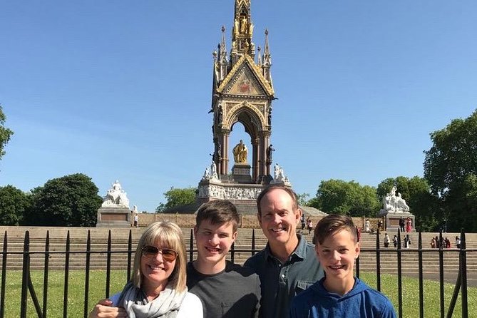 Downton Abbey London Filming Locations: Private Half-Day Tour - Downton Abbey London, told in real street-level scenes