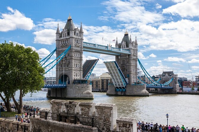 Easy Access Tower Bridge and Engine Room & Scenic Thames Cruise - The Glass Walkways and Architecture Detail You’ll Actually Notice