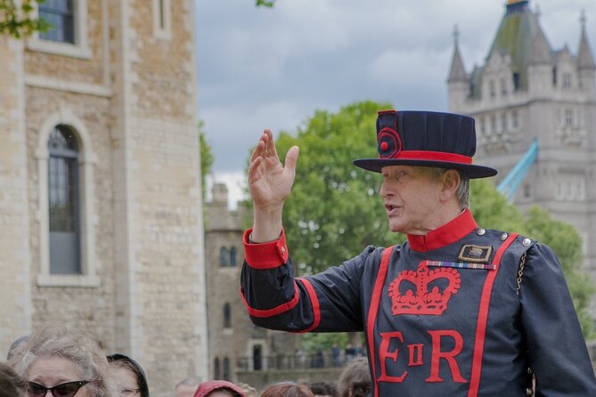 Easy Access Tower of London Crown Jewel Torture and Executions - Yeomen Warders, Raven House, and the Tower’s living theater