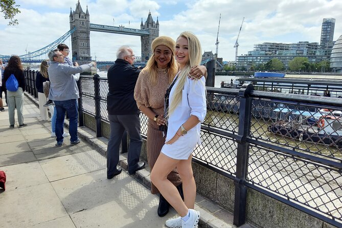 Exciting Full Day Walking Tour - See All London Sites - Tower of London and Tower Bridge: the castle and the skyline