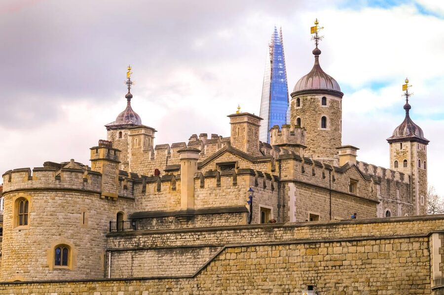 Exclusive Beefeater Meet & Greet at the Tower of London - A short intro walk, then real Tower time