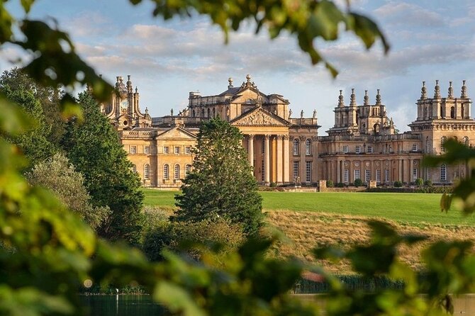 Exclusive Blenheim Palace &Cotswolds Private Day Tour from London - Bibury and Arlington Row: a short stop with big-photo potential