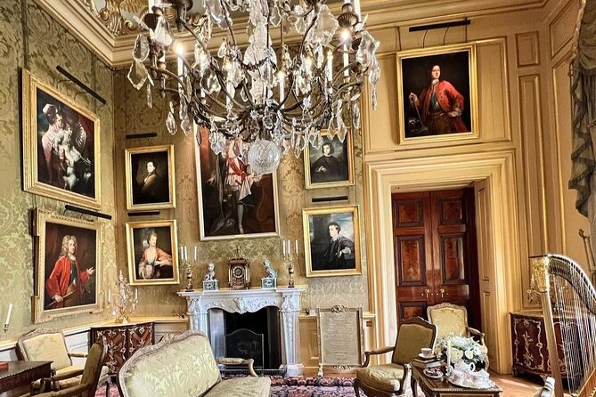 Exclusive Blenheim Palace &Cotswolds Private Day Tour from London - Burford for lunch and a slow walk up Burford Hill