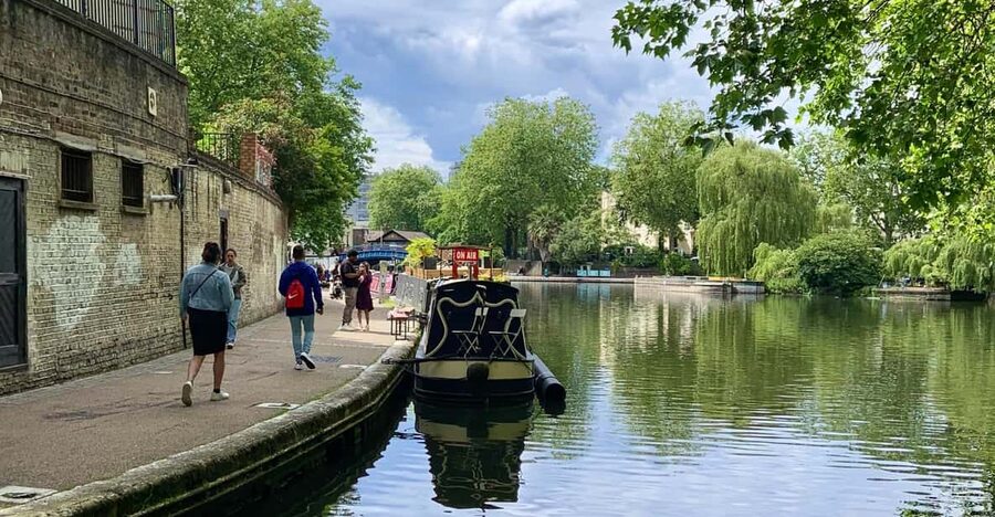 Free things to in London ☀️Outdoors - Little Venice: where your walk turns into a moment