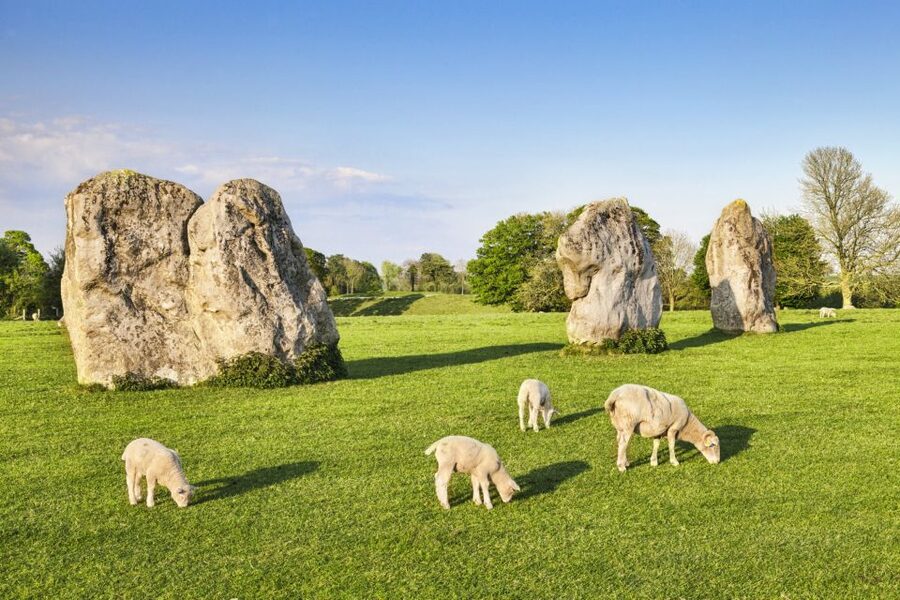 From London: Bath, Avebury and Lacock Village Day Trip - Lacock Village and Lacock Abbey Cloisters: Film-Street Charm, Real-World Peace