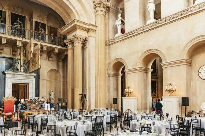 From London: Cotswolds, Blenheim Palace & Downtown Abbey - Bampton, the Downton Abbey village: recognizing scenes on the ground