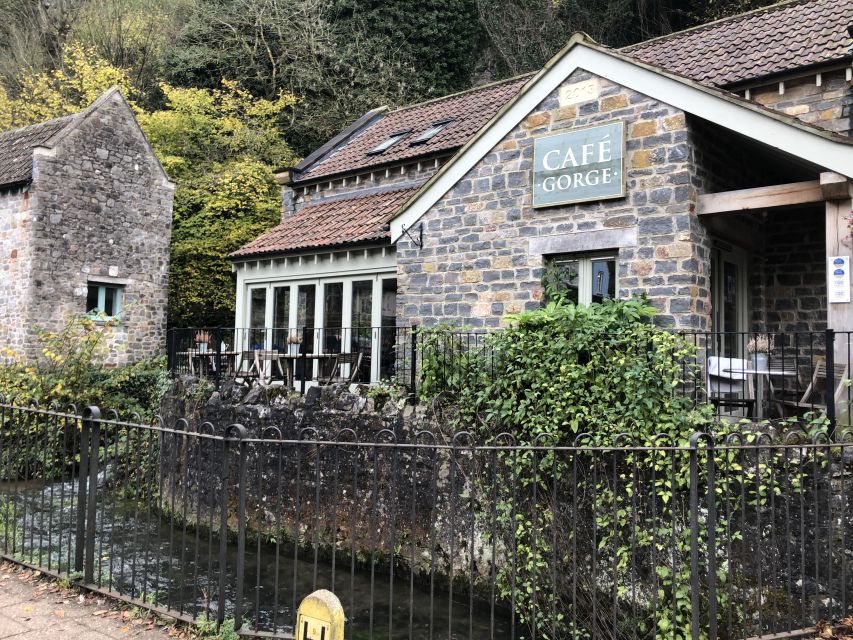 From London: Glastonbury and Cheddar Gorge Guided Day Trip - Cheddar town and Cheddar Gorge: where the views do the work
