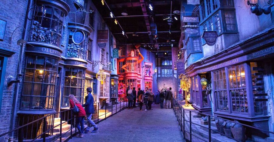 From London: Harry Potter Warner Bros Studio Tour - Windsor for Souvenirs and a Quick Change of Pace