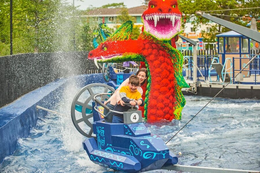 From London: LEGOLAND® Windsor Resort Entry & Coach Transfer - Small snags to watch for: finding your bus and QR ticket access