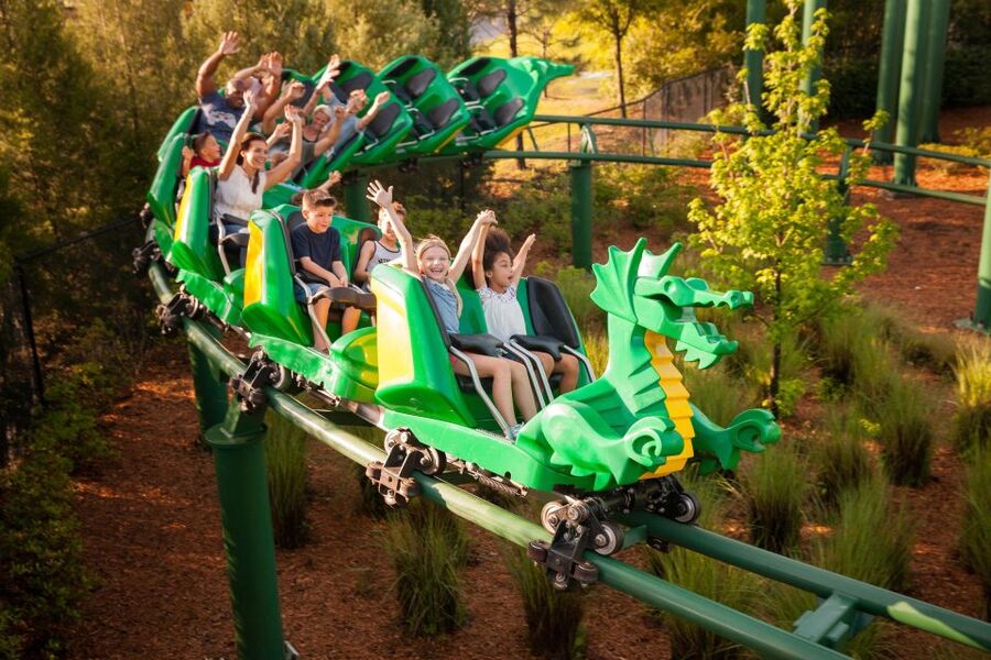 From London: LEGOLAND® Windsor Resort Entry & Coach Transfer - Where the day begins: Victoria Coach Station check-in