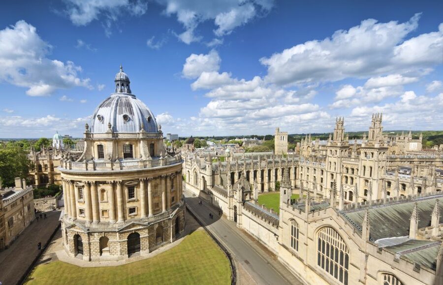 From London: Oxford and Cambridge Guided Day Tour - A smart day trip idea, if you like momentum