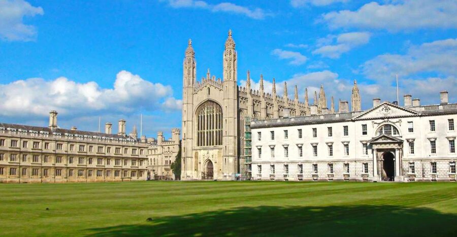 From London: Oxford and Cambridge Universities Tour - Coach Comfort, Headsets, and How the Day Really Flows