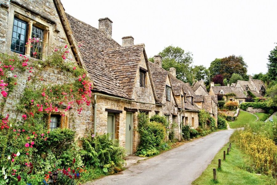 From London: Oxford and Cotswolds Villages Day Trip - The Chiltern Hills Drive and Coach Commentary, How to Get Value