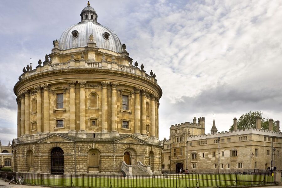 From London: Oxford & Cambridge Day Tour - Riding from London: The Bus Time Can Be Part of the Experience