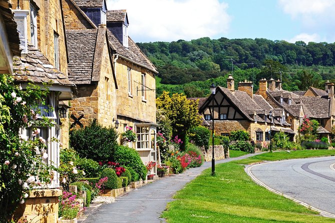 From London: Small-Group Cotswolds Villages Day Tour - Key Points at a Glance