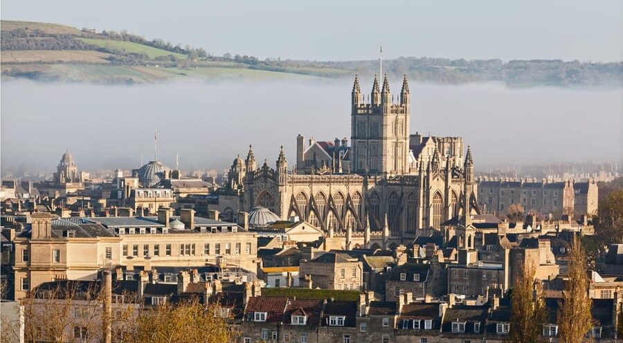 From London: Small Group Stonehenge, Bath & Cotswolds Tour - The countryside in between: the driver-guide commentary you actually remember