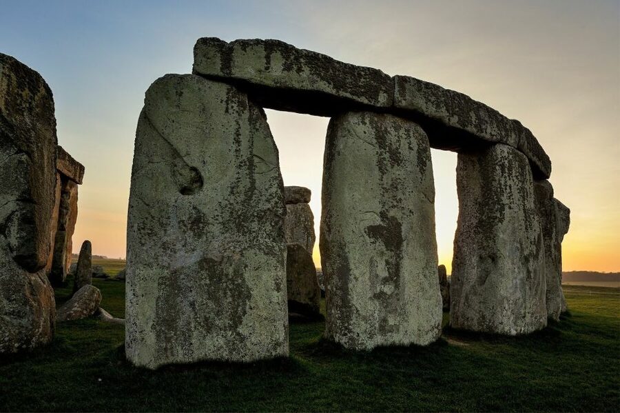 From London: Stonehenge and Bath Full-Day Tour - Tastecard and Coffee Club Add-On: Real Deals If You Use Them