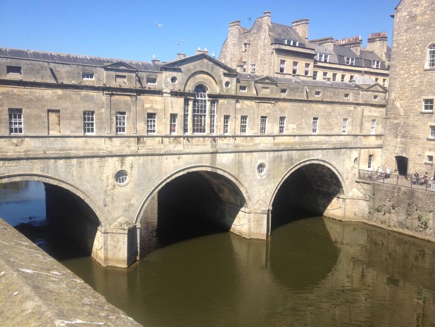From London: Stonehenge and Bath Private Full-Day Trip - Georgian Bath walking routes, Royal Crescent, and getting your bearings