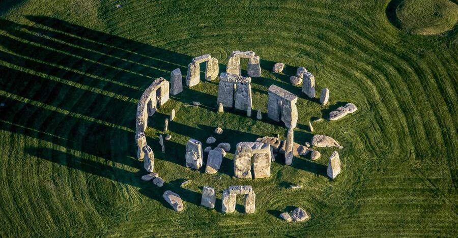 From London: Stonehenge and Windsor Castle Day Trip - Windsor Castle in real life: what to focus on in 3 hours
