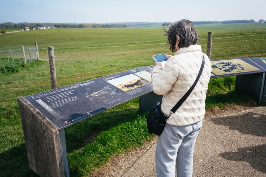 From London: Stonehenge Half-Day Trip - Getting to the stones: shuttle versus the walk, plus photo tips