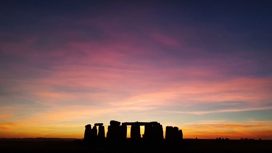 From London: Stonehenge Inner Circle and Windsor Day Trip - Price and Logistics, Does $236 Make Sense