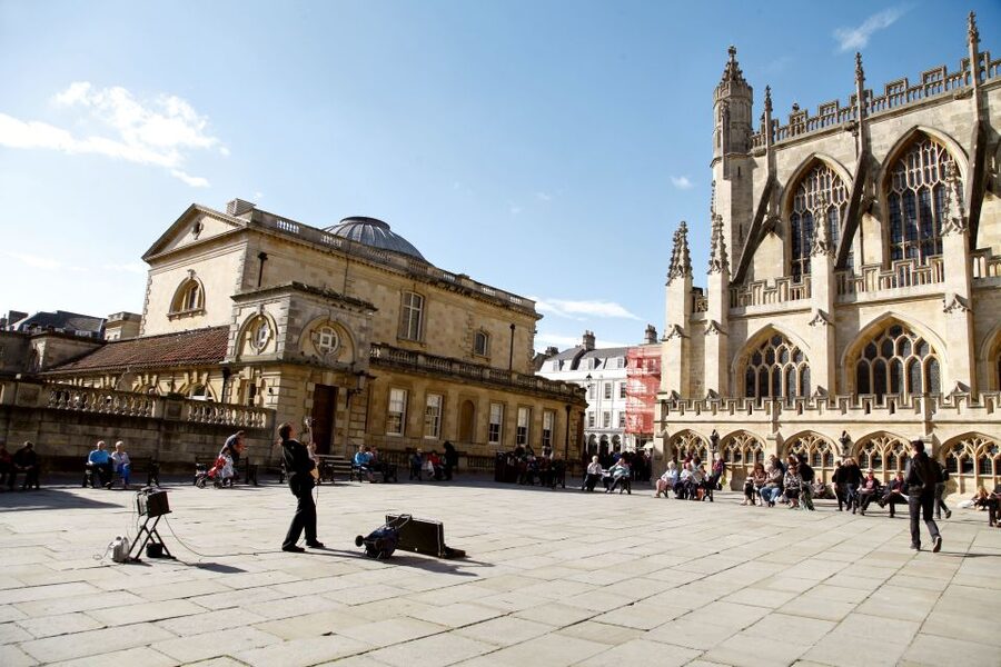 From London: Stonehenge Private Inner Circle Tour with Bath - Sunrise vs sunset: what changes and what to watch for