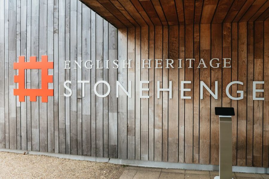From London: Stonehenge & Roman Baths Full-Day Trip - Stonehenge: How the Audio Guide Helps You See More Than Stones