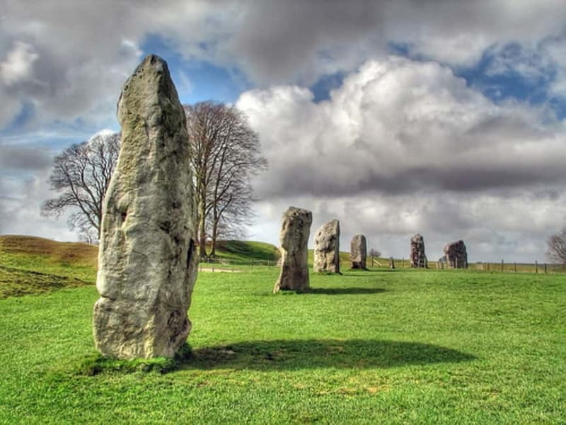 From London: Stonehenge & The Stone Circles of Avebury Tour - Stonehenge With an Audio Guide: See It Your Way