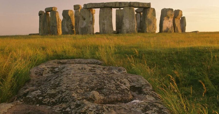 From London: Stonehenge, Windsor, and Bath Small Group Tour - Stonehenge when it opens: how to make the most of one hour