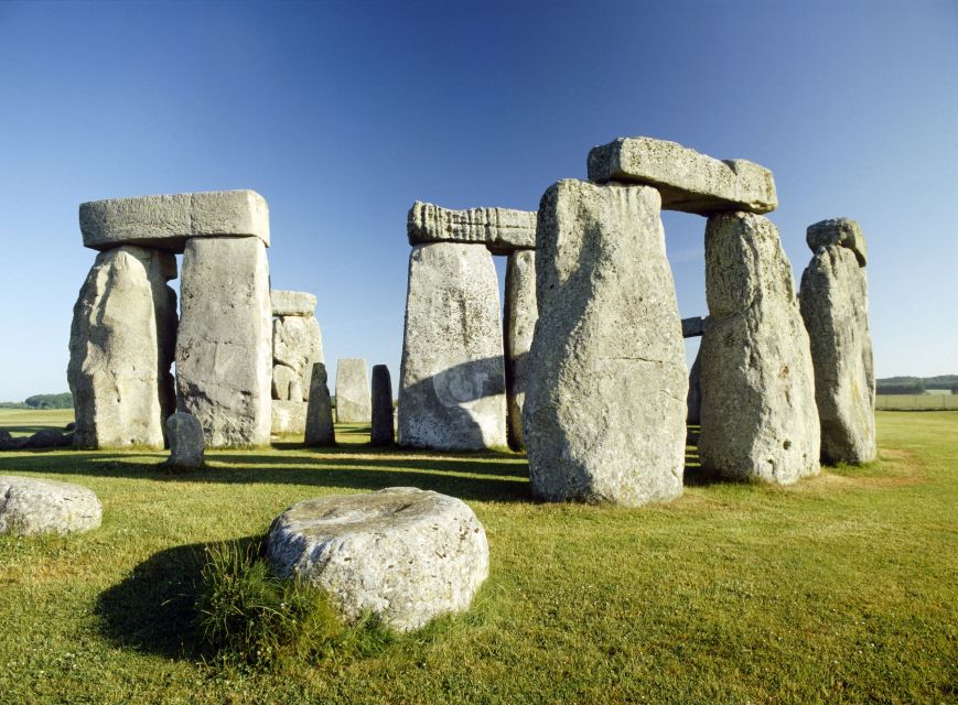 From London: Stonehenge, Windsor and Salisbury Guided Tour - The 10-hour reality check: how this day trip actually feels