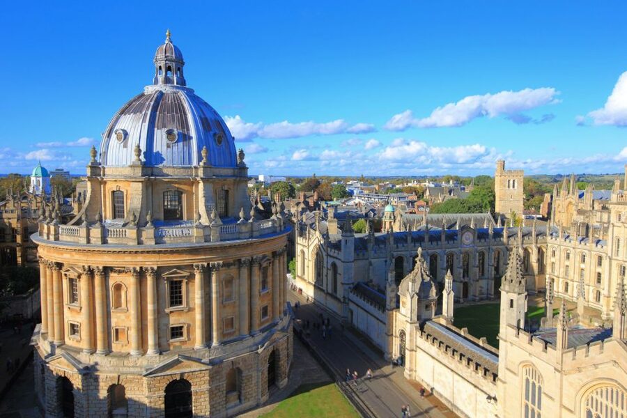 From London: Warwick, Oxford, Stratford & Cotswolds Day Tour - Time, pacing, and what to bring for a 10-hour schedule