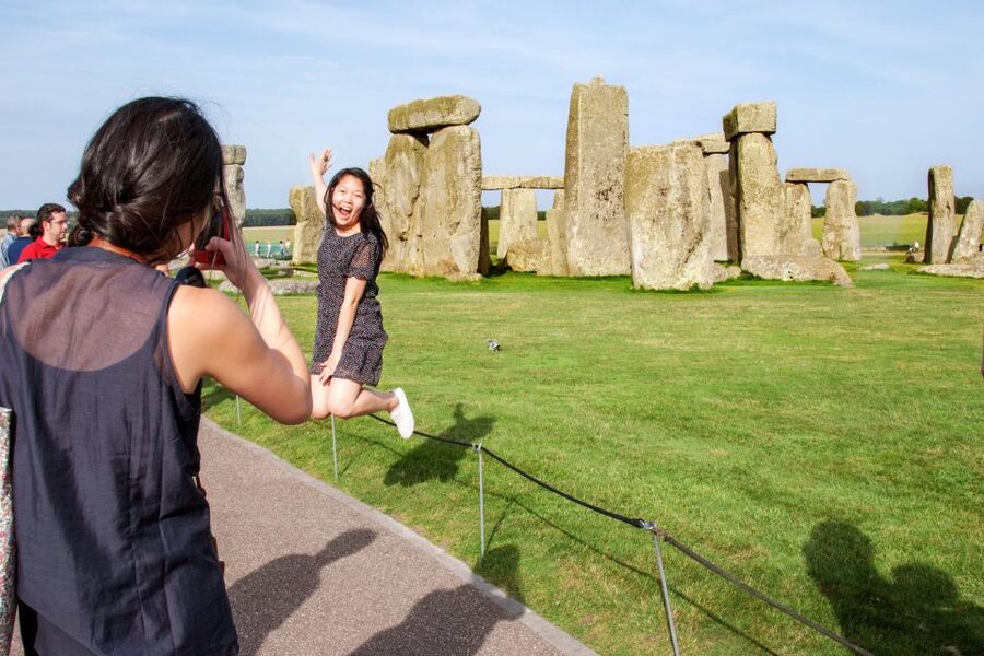 From London: Windsor Castle, Bath, and Stonehenge Day Trip - Stonehenge entry on Salisbury Plain, plus how to approach the mystery