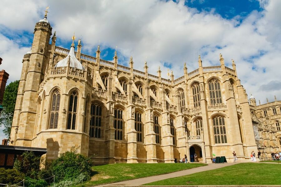 From London: Windsor, Oxford & Stonehenge Full-Day Trip - Coach Comfort, Timing Pressure, and the 10-Hour Reality