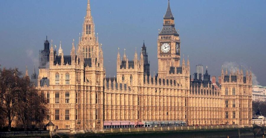 Full Day London Private Tour Including London Pass - Buckingham Palace: the photo stop, Changing of the Guard, and the Queen’s Gallery