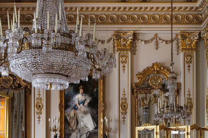 Full Royal Tour: Royal London & Buckingham Palace Tour - Horse Guards Parade: Great Photos, Quick Snap Shots Of Royal Protocol