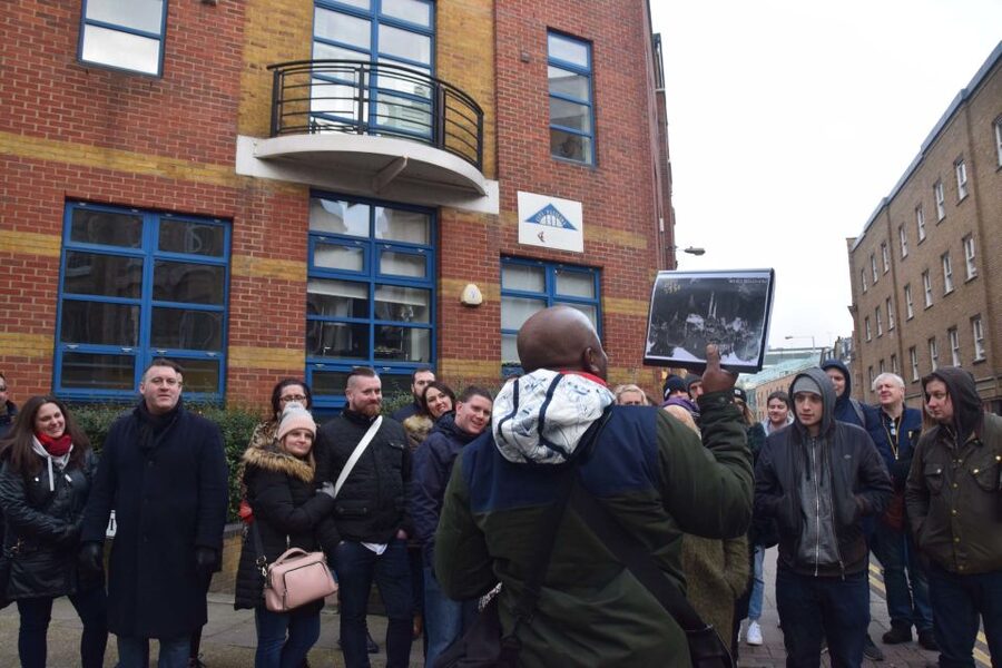 Gangster London Walking Tour with Actor Vas Blackwood - Vas Blackwood: Actor Charisma Meets Street-Level Storytelling