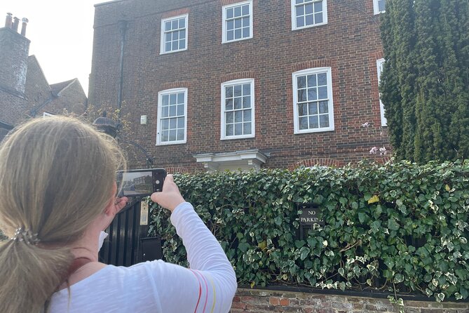 George Michael London Tour by Black Taxi - Hampstead: The Accidental Drive and the Neighborhood Memory