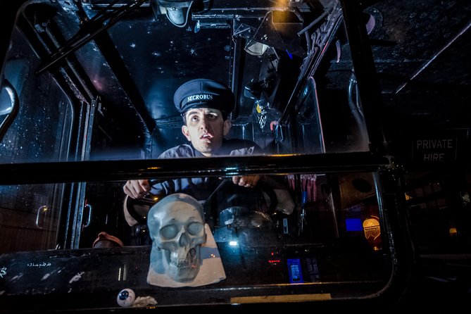 Ghost Bus Tour of London - The main route: from Trafalgar Square through the Tower and Westminster