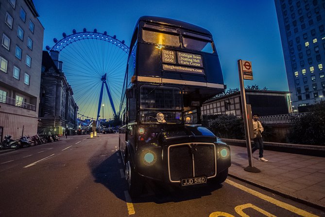 Ghost Bus Tour of London - Southwark Cathedral: the quieter stop that can still land