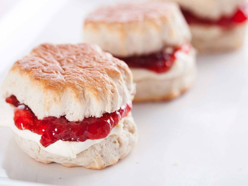 Great London Food Tour: South Bank, 3 Markets & Brick Lane - Borough Market tastings: British classics that set the tone