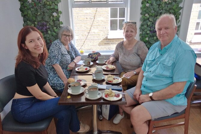 Greenwich Private Food Tour - Stop 2: Greenwich Vintage Market for 45 Minutes of Street Food