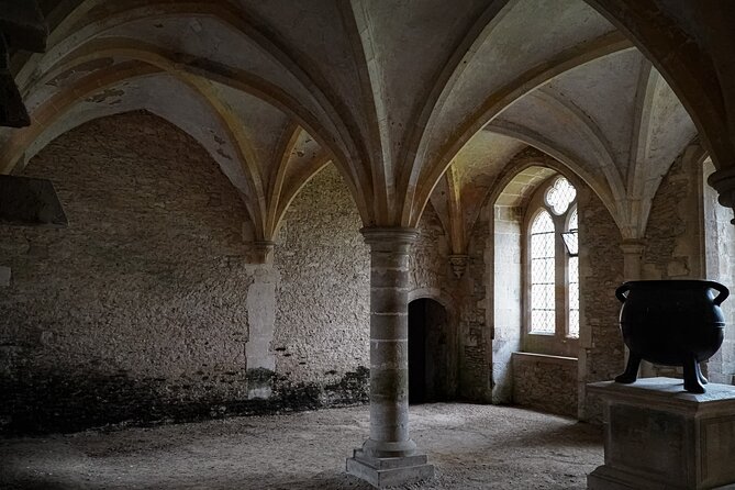 Guided Tour of Harry Potter Film Locations of Lacock & Cotswolds - Getting to the sites: comfort on a long road