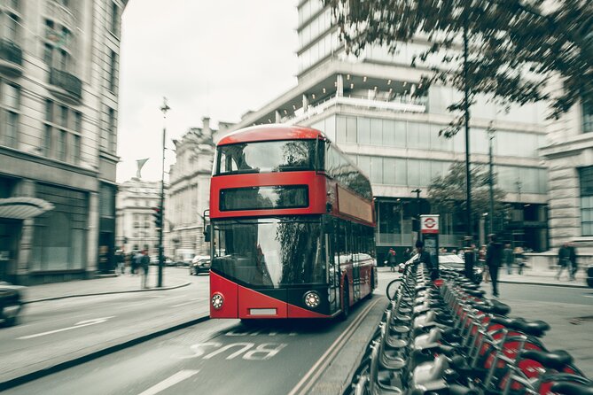 Guided Walking Tour in London - How This Guided Walking Tour Helps You See London Faster (and With Less Stress)