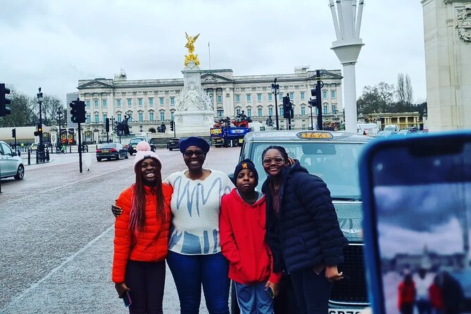 Half Day Big Sightseeing Tour of London - Tower Bridge for smart photos in 40 minutes