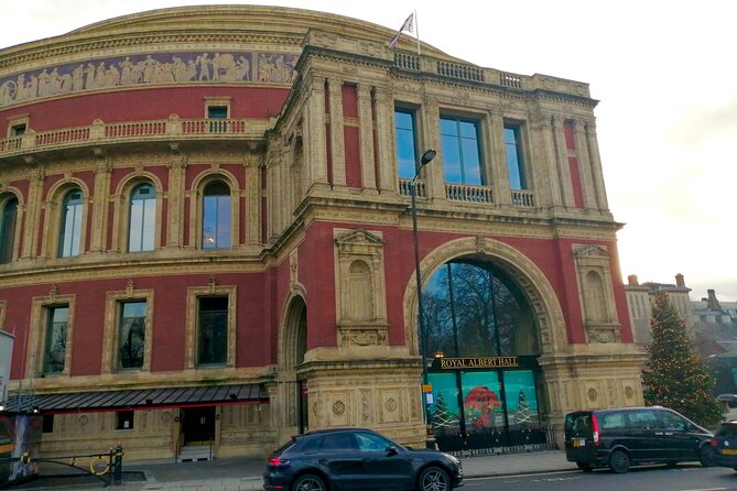 Half Day Discover London Taxi Tour - The guide factor: what makes this cab tour feel different