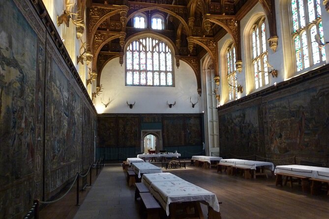 Hampton Court Palace Private Guided Tour - William III’s apartments: Baroque majesty and weapon-room context